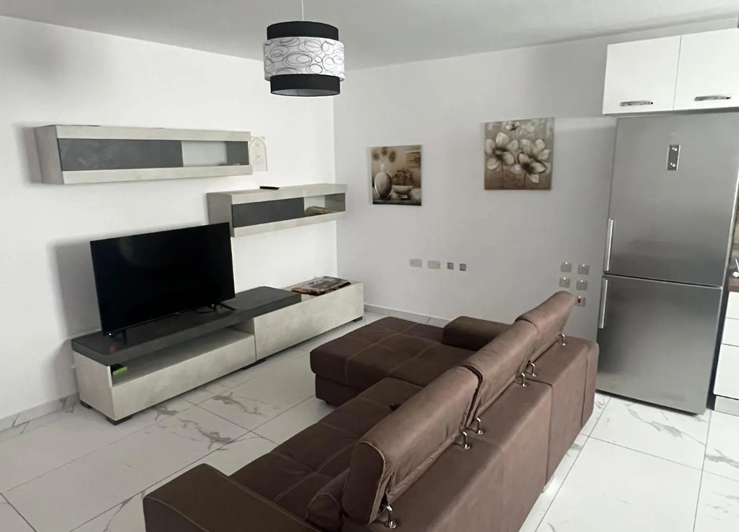 Apartment Spacious 3 Bedroom In Sliema!