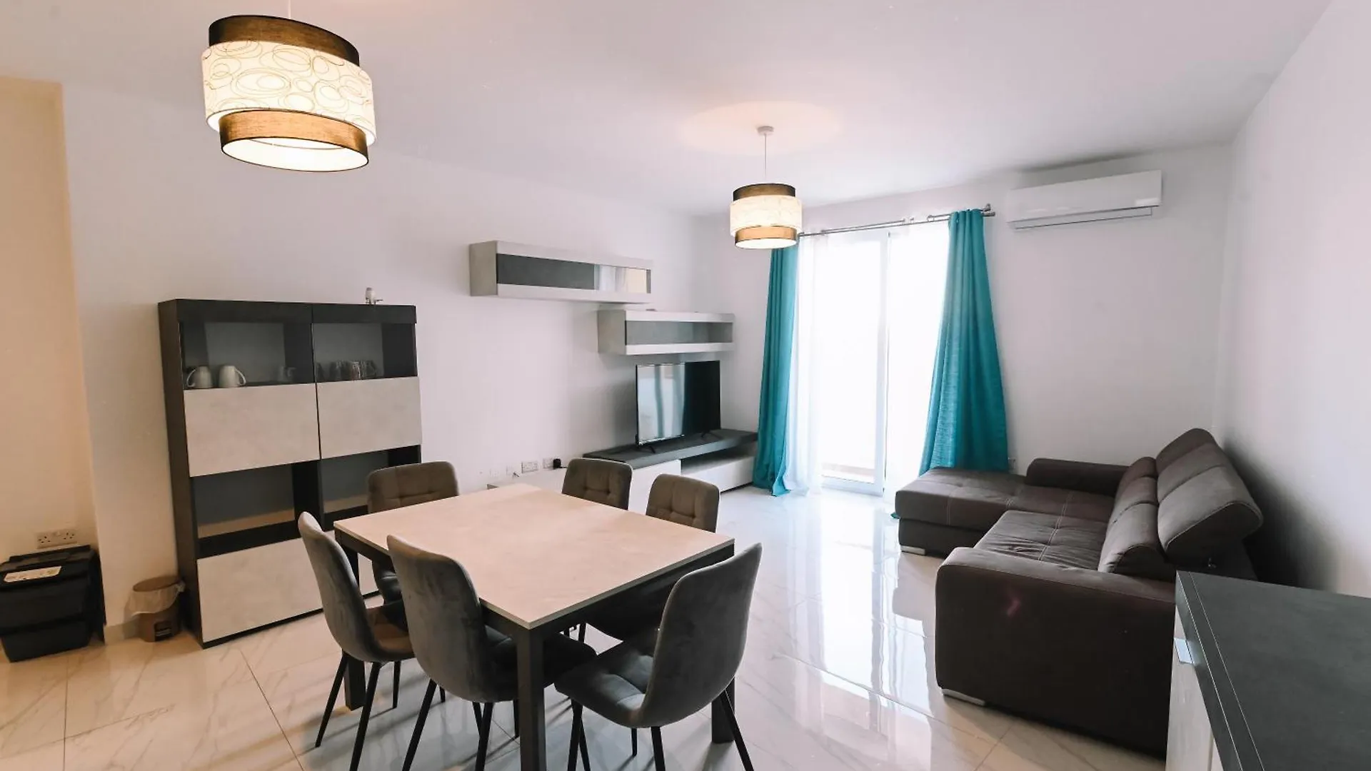 Spacious 3 Bedroom In Sliema!
